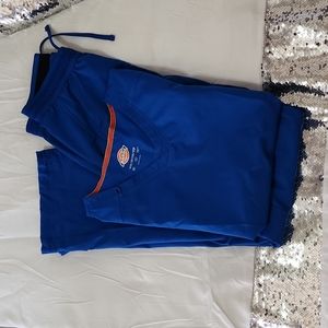 Dickies XS scrubs